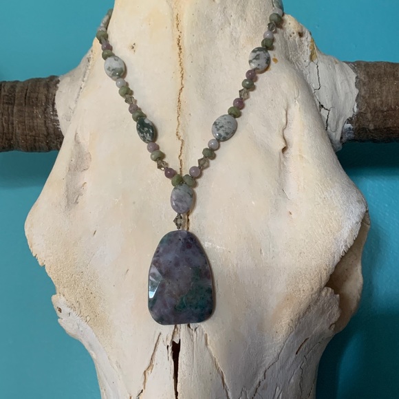 Handmade Semi Precious Necklace - Picture 3 of 3